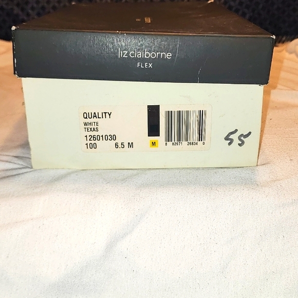 Women's Liz Claiborne Flex - Picture 8 of 8